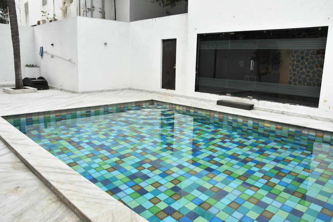 Poppys Vista Hotel Thirumurugan Poondi Extérieur photo