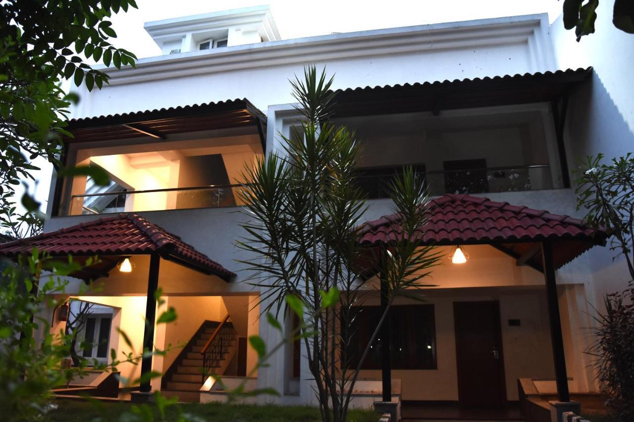 Poppys Vista Hotel Thirumurugan Poondi Extérieur photo